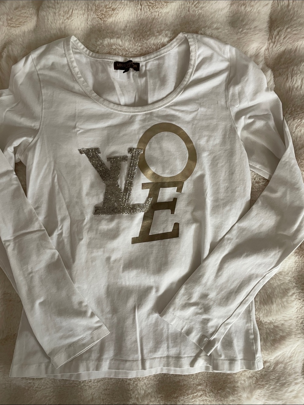 Louis Vuitton White Long Sleeve Kids Tee with Gold & Silver LOVE Logo